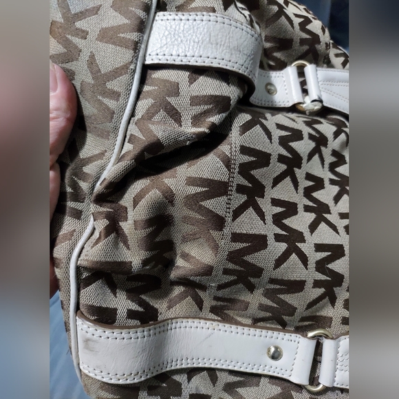 Michael Kors monogram tote - Picture 5 of 5